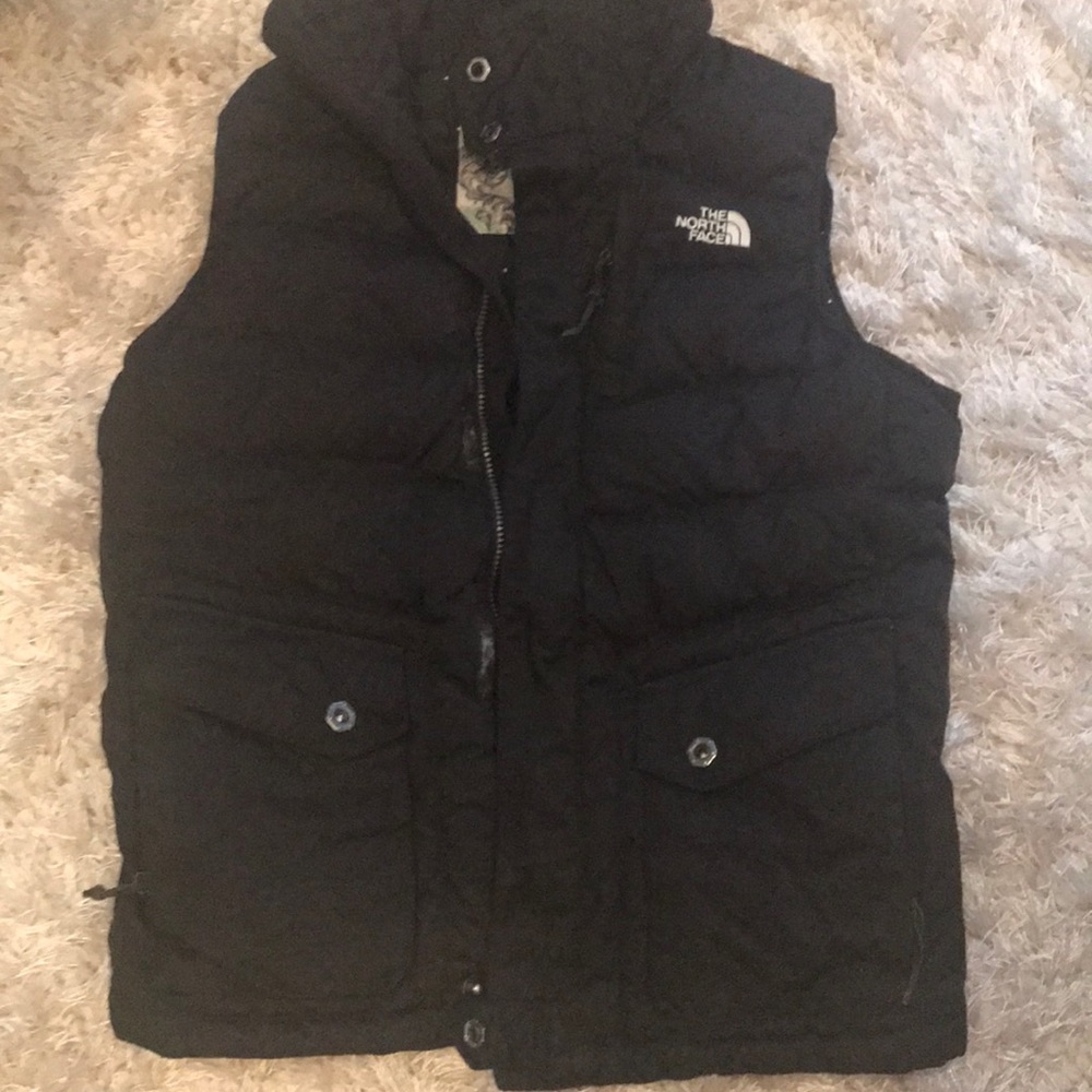 North face puffy vest